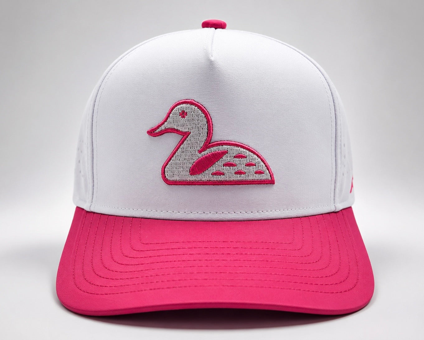 Lucky Loon Golf Hat Red